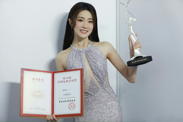 张可盈两部剧演绎律师与警察角色