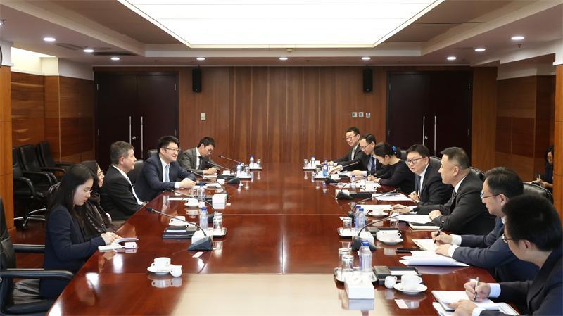 中国新兴产业投资机遇与中阿经贸合作前景展望