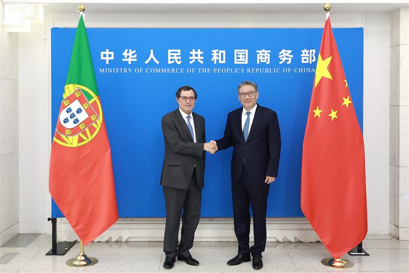 中葡深化经贸合作，共同维护多边贸易体制