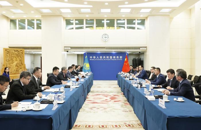 中哈经贸合作提质升级，共同培育贸易新业态与新兴领域
