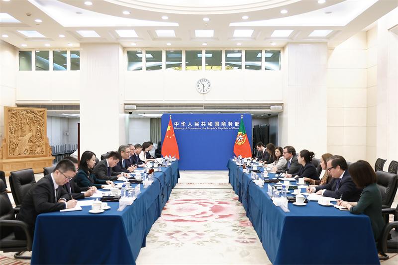 中葡深化经贸合作，共同维护多边贸易体制
